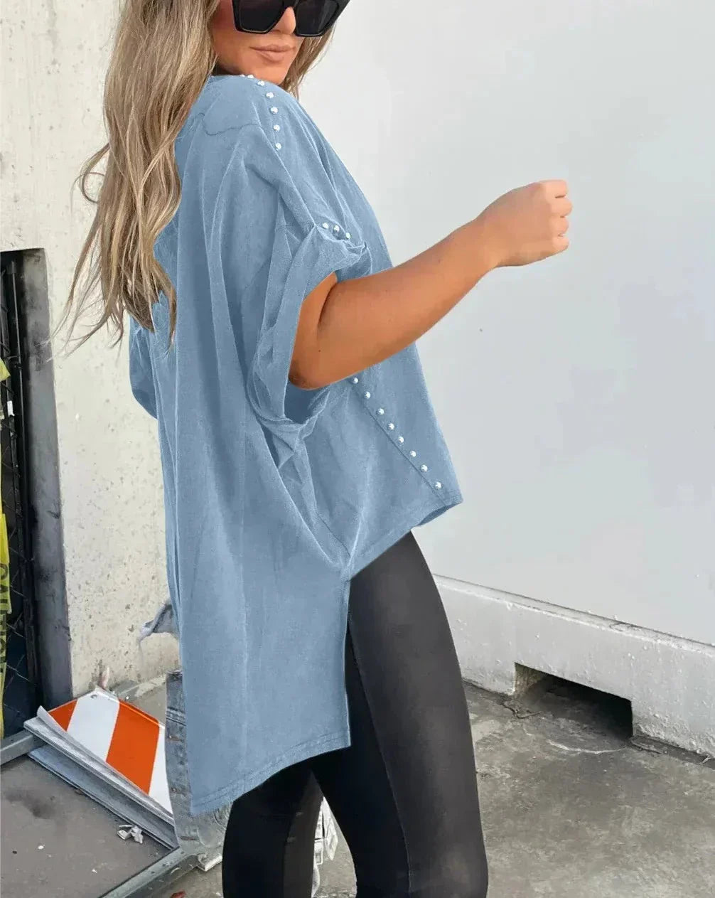 Josefine - Oversized-Oberteil mit Nietenverzierung